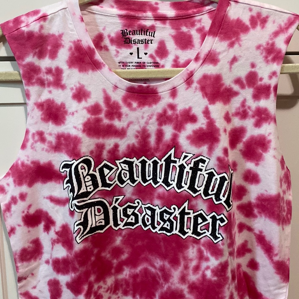Beautiful Disaster Sleeve Less L